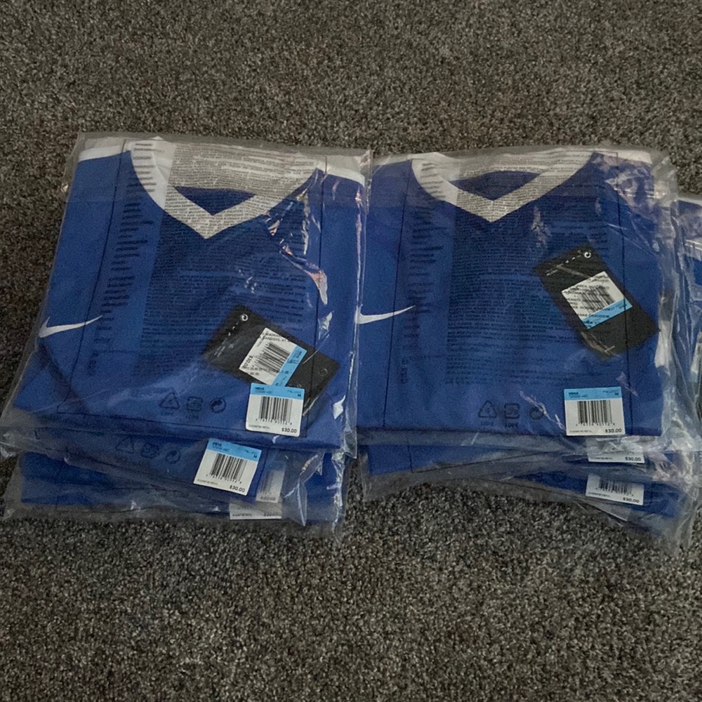 Nike Mens Dri-Fit soccer shirt. Various sizes